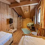 Gemuetliches Almhaus Auf 1800m Mit Sauna, Kamin Und Bergpanorama Falkert