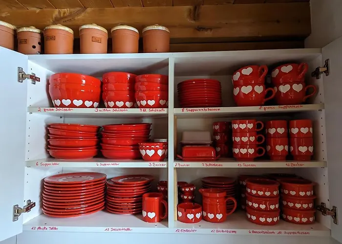 Hébergement de vacances Gemuetliches Almhaus Auf 1800M Mit Sauna, Kamin Und Bergpanorama *